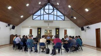 Coordenadores da ação evangelizadora no Paraná se reúnem em Apucarana