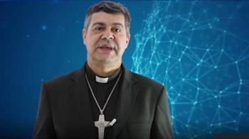 Tecnologia e formação do pensamento crítico, por Dom Oriolo
